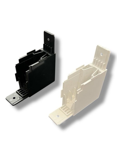 Соединитель пластиковый  потолок-стена,  угол 90° для накладных трек-систем S20 60x60x26mm, Белый