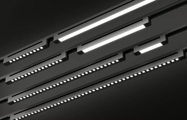 Светильник LINER 20W 100° 3ССТ 3000/4000/6000К CRI85 Черный 2TRA однофазный 220V  335x33x34mm